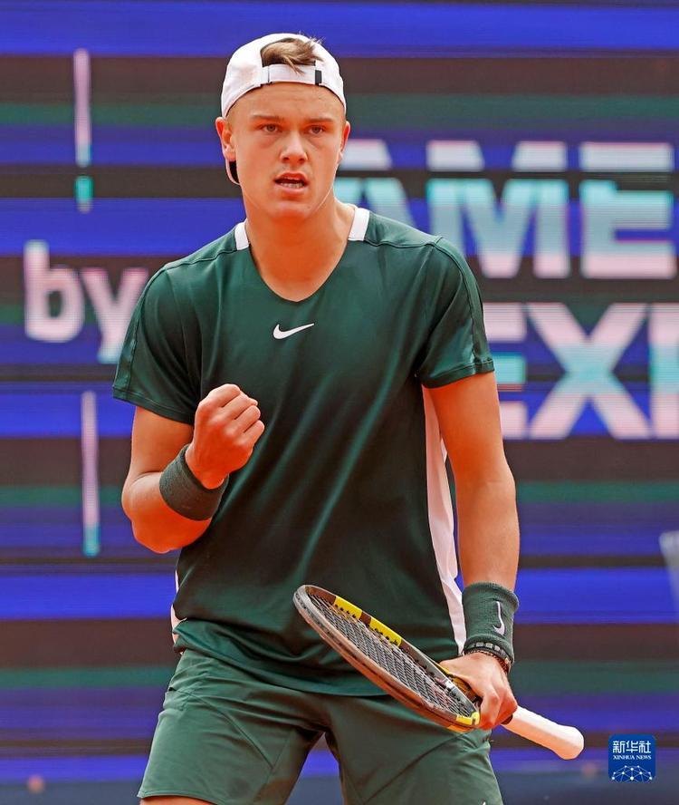 在前几轮比 在前几轮比